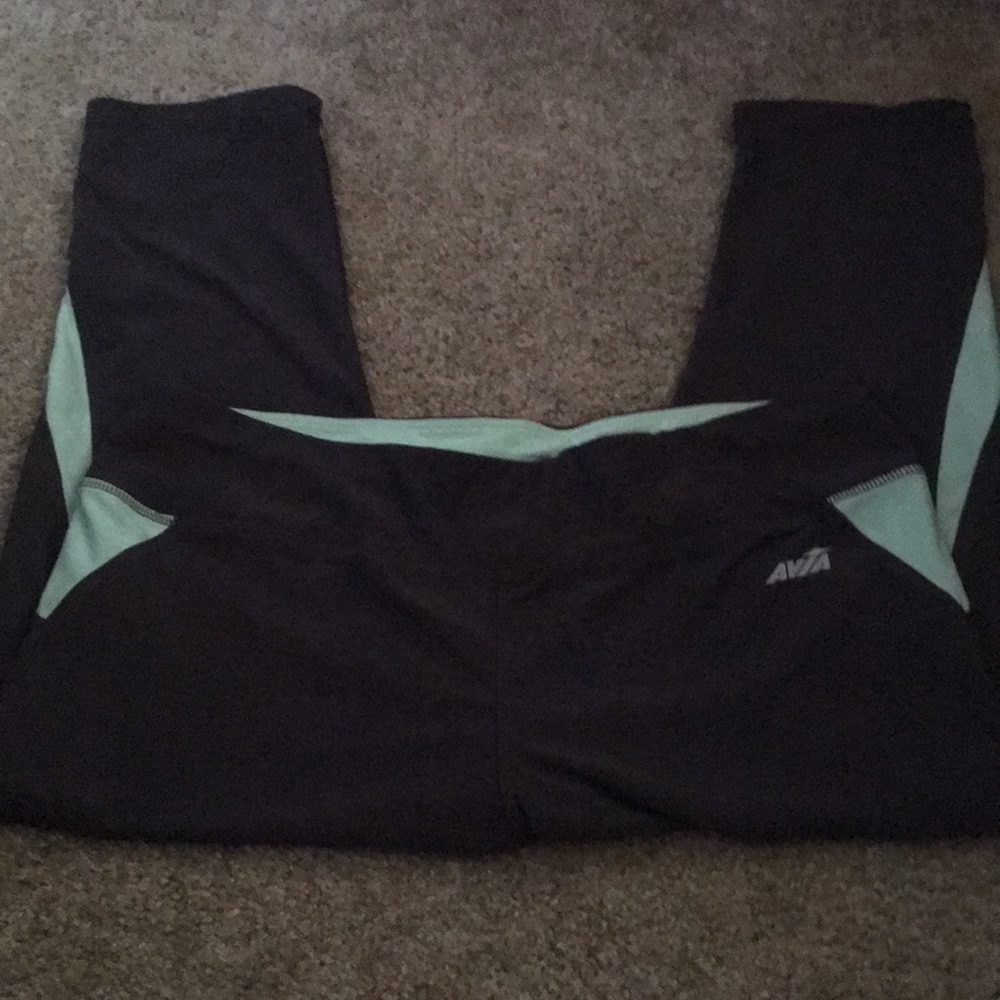 Avia Capri leggings